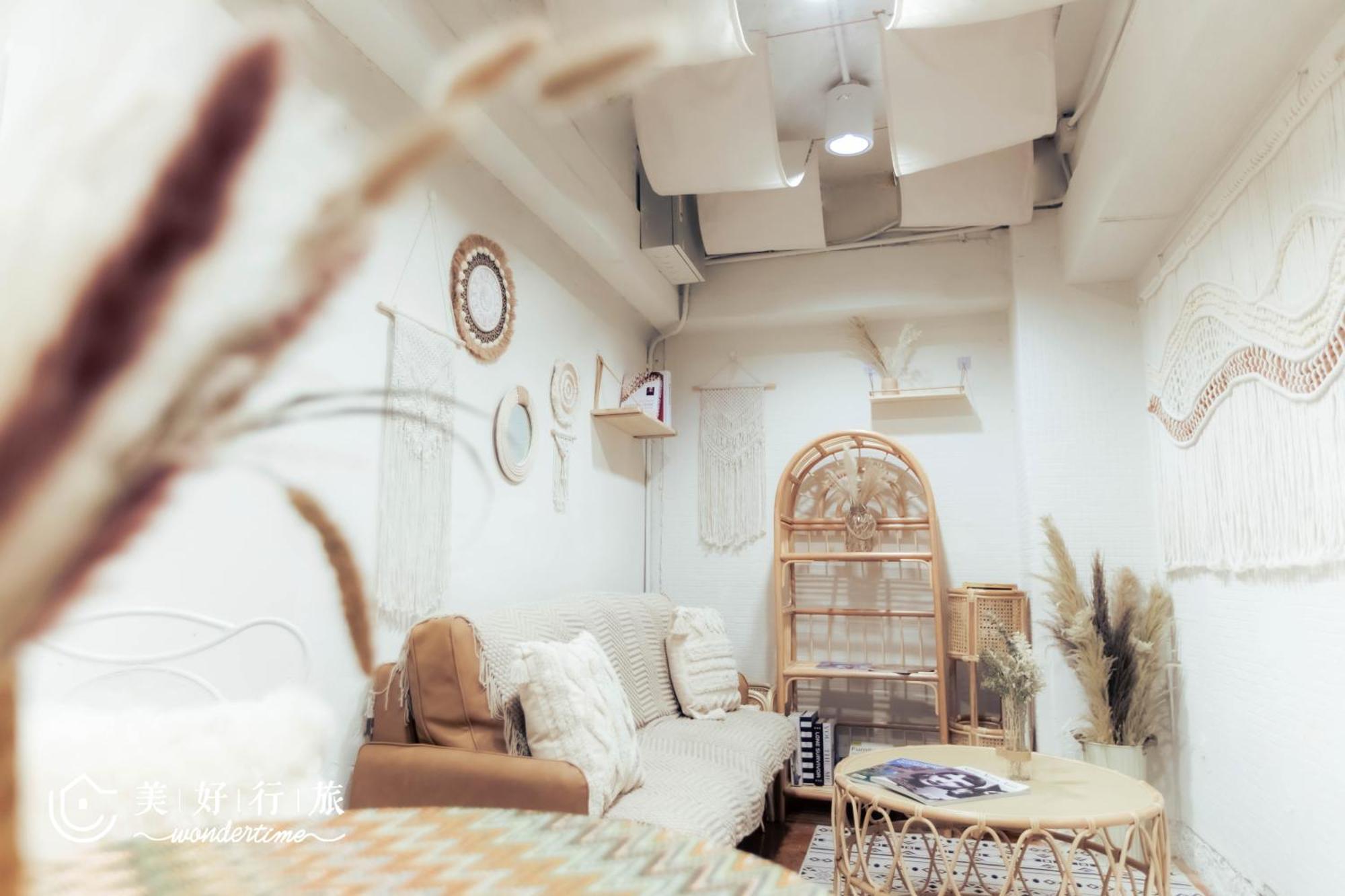 Wondertime2- Ladies' Inn 'Taipei Main Station Exterior photo